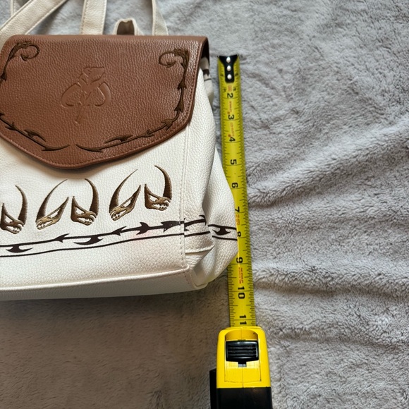 Danielle Nicole Disney‎ Star Wars Mandalorian Mini Faux Leather Backpack - Picture 7 of 13